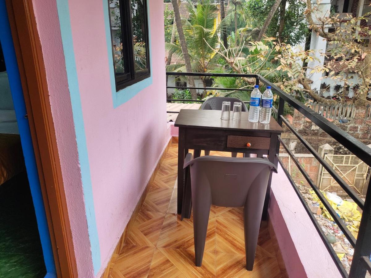 Om Baga Residency Hotel Buitenkant foto